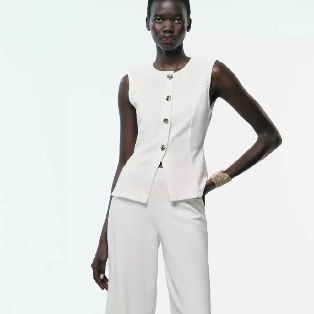 Zara White Top with Gold Button V neck vest size M - Picture 5 of 11